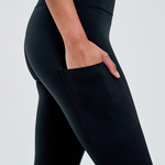 bonded invisible pocket black leggings with hand in pocket 